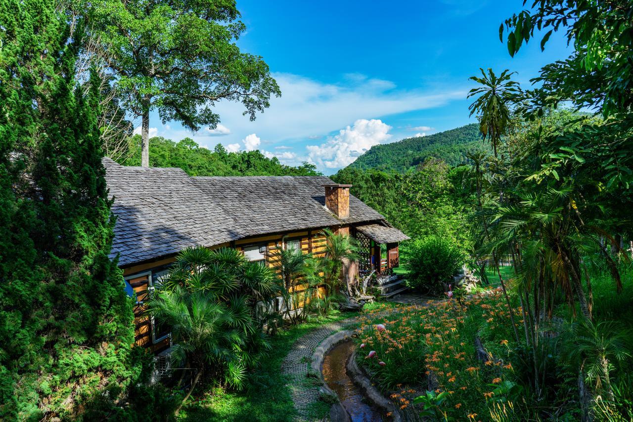Phutarntree Resort Chiang Mai Bagian luar foto